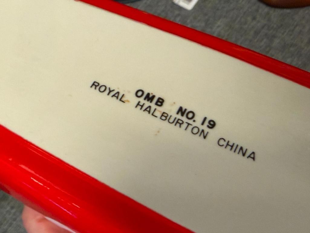 MR. BOSTON ROYAL HALBURTON AND EZRA BROOKS HERITAGE CHINA RACE / INDY CAR DECANTERS INDY 500 - 7