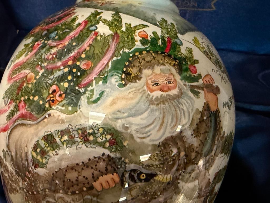 NE 'QWA LIMITED EDITION REVERSE HAND PAINTED FATHER CHRISTMAS HOLIDAY ORNAMENT - 3