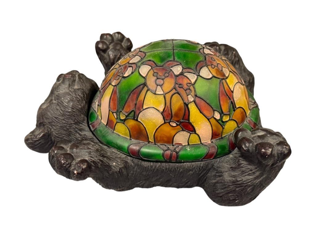 BRONZE TONED COMPOSITE CAT DECORATIVE ACCENT LAMP WITH STAINED GLASS STYLE SHADE (1 of 6)