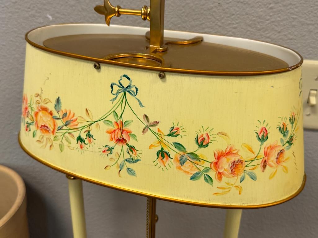 FRENCH BOUILLOTE STYLED TABLE LAMP WITH POLYCHROME FLORAL DESIGN ON THE METAL SHADE - 2