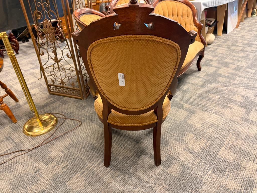 ANTIQUE VICTORIAN / EASTLAKE MEDALLION-BACK SIDE CHAIR WITH BUTTON TUFTED UPHOLSTERY - 11