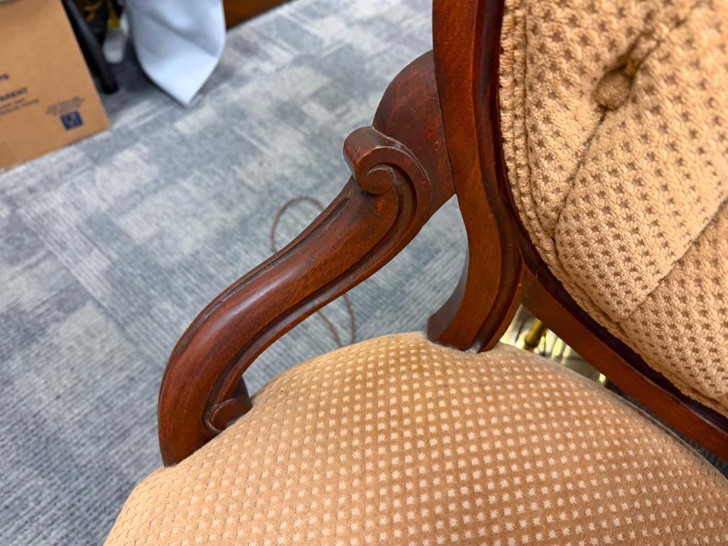 ANTIQUE VICTORIAN / EASTLAKE MEDALLION-BACK SIDE CHAIR WITH BUTTON TUFTED UPHOLSTERY - 5