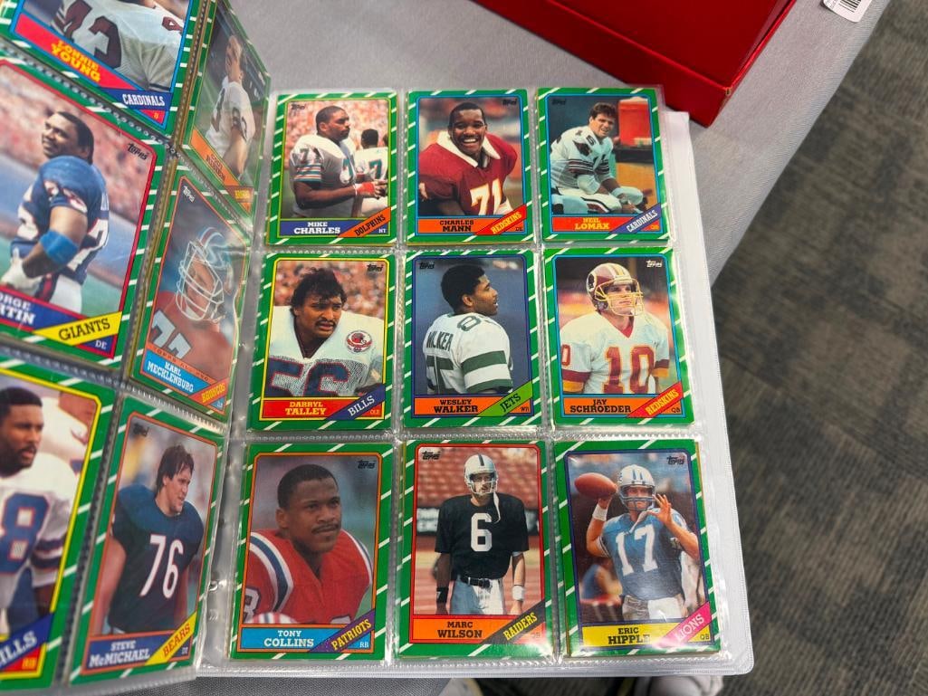 1985, 1986, 1987, TOPPS BASEBALL CARDS AND PLAYER AUTOGRAPHED PAPER CARDS FROM NY JETS PLAYERS - 11