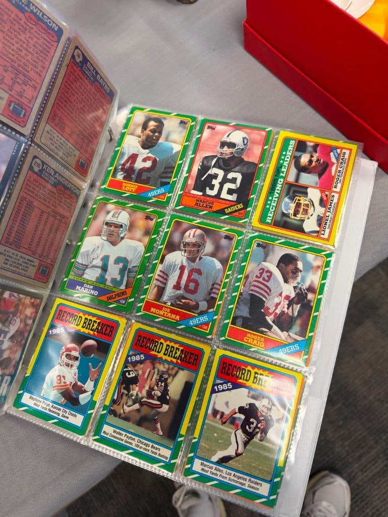 1985, 1986, 1987, TOPPS BASEBALL CARDS AND PLAYER AUTOGRAPHED PAPER CARDS FROM NY JETS PLAYERS - 12
