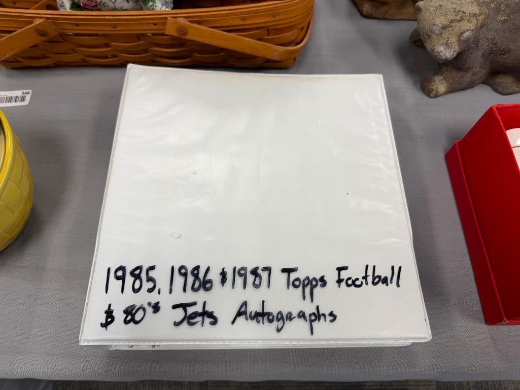 1985, 1986, 1987, TOPPS BASEBALL CARDS AND PLAYER AUTOGRAPHED PAPER CARDS FROM NY JETS PLAYERS - 2