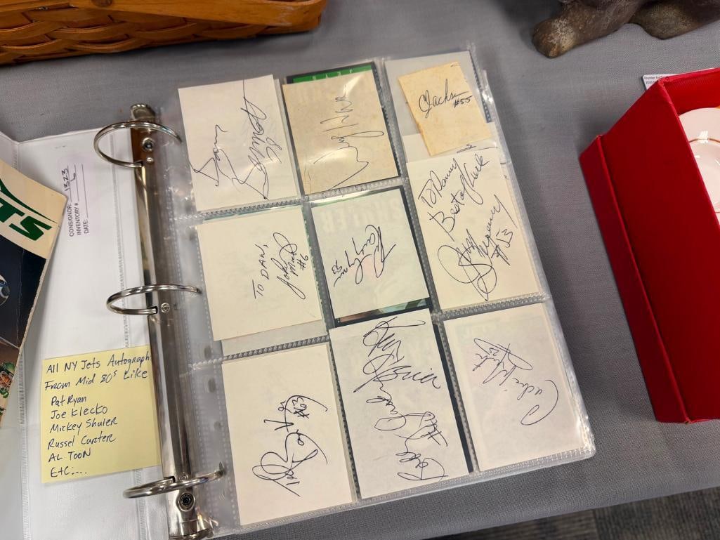1985, 1986, 1987, TOPPS BASEBALL CARDS AND PLAYER AUTOGRAPHED PAPER CARDS FROM NY JETS PLAYERS - 4