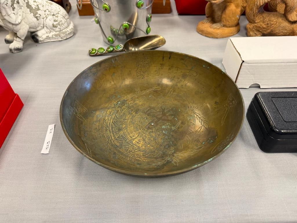 MID-20TH CENTURY CHINESE HAND ENGRAVED BOWL - 2