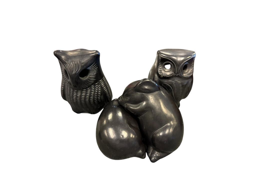 OAXACA FOLK ART BLACK CLAY POTTERY OWLS AND PIGS (1 of 11)