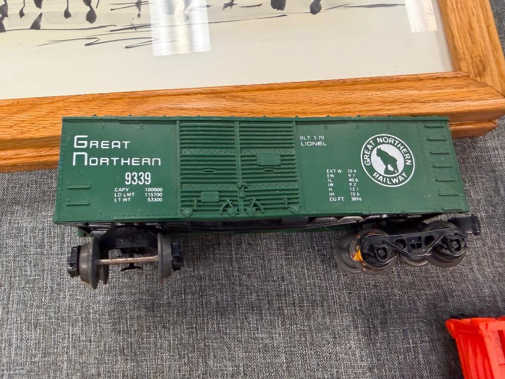LIONEL 2-4-2 8213 RIO GRANDE LOCOMOTIVE AND TENDER WITH FOUR TRAIN CARS AND TRANSFORMER - 8