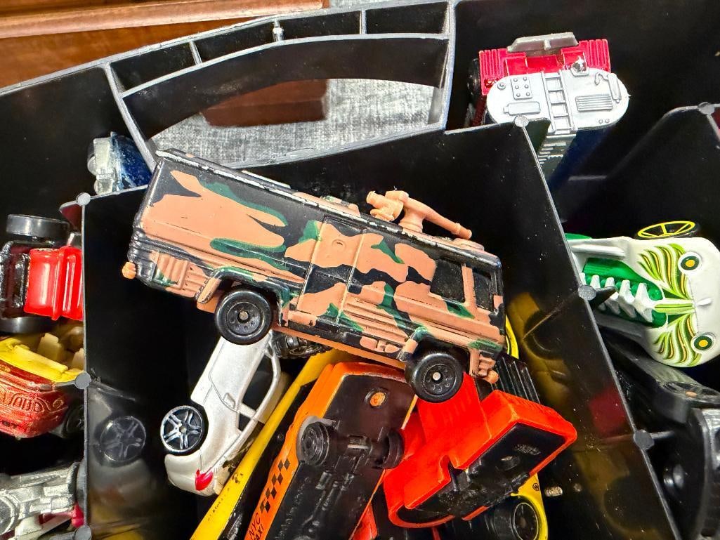 HOT WHEELS DIE-CAST ROLLING CAR SUITCASE FILLED WITH DIE-CAST CARS OVER 50 CARS MOSTLY HOTWHEELS - 6