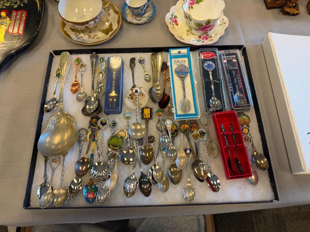 LARGE COLLECTION OF SOUVENIR SPOONS, TEA SPOONS, DEMI SPOONS, ETC. - 2