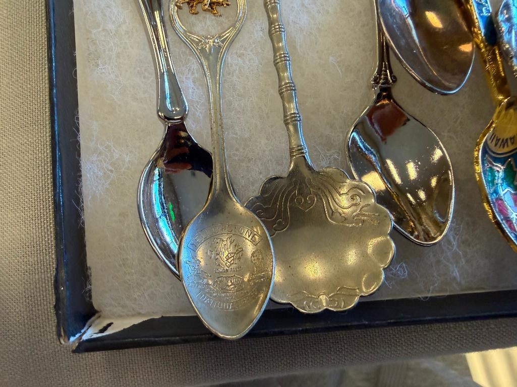 LARGE COLLECTION OF SOUVENIR SPOONS, TEA SPOONS, DEMI SPOONS, ETC. - 7