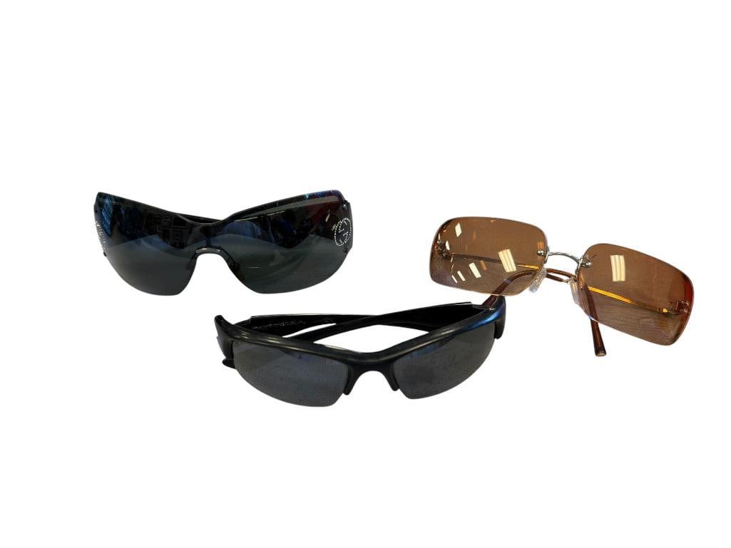 MEN AND WOMANS DESIGNER GLASSES INLCUDES PAIR OF MENS OAKLEY SUNGLASSES (1 of 11)