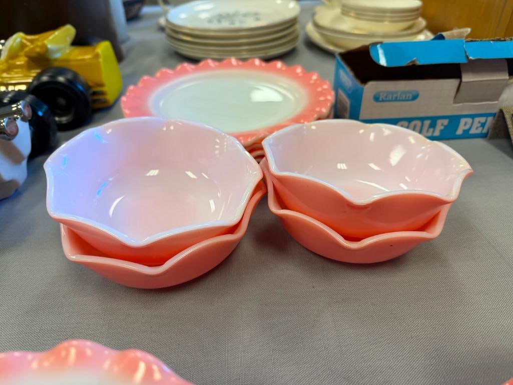 1950'S HAZEL ATLAS RIPPLE CRINOLINE PINK MILK GLASS DINNER SET - 17