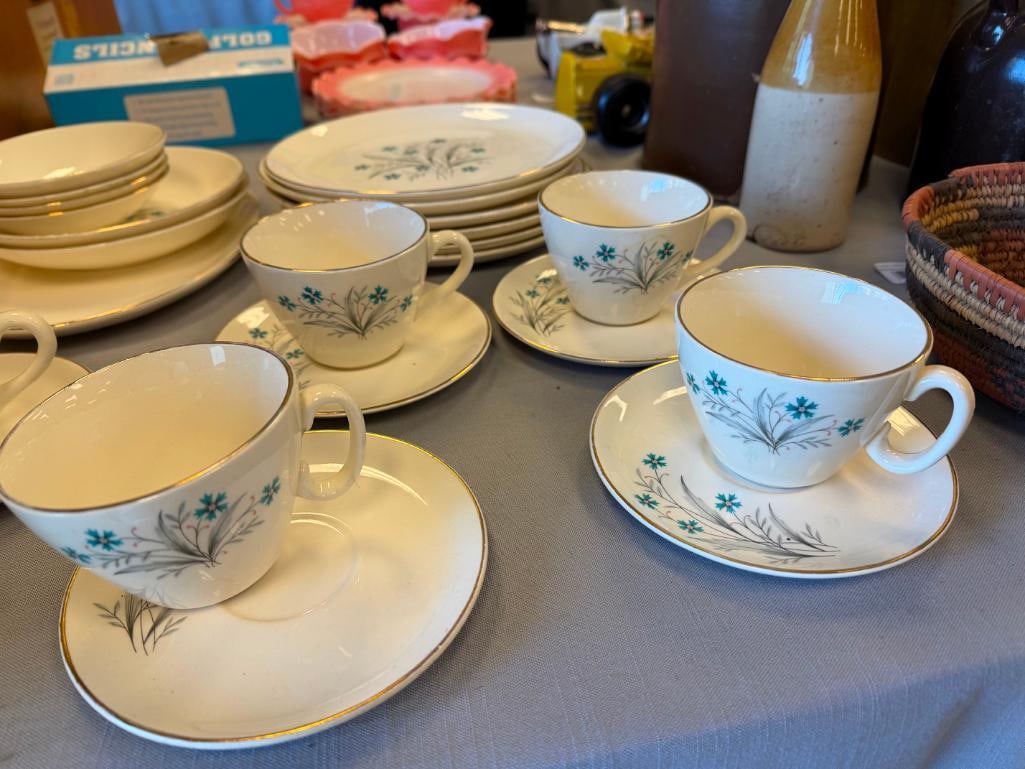 MID-CENTURY SCIO CHINA HAMPTON PATTERN CHINA - 8
