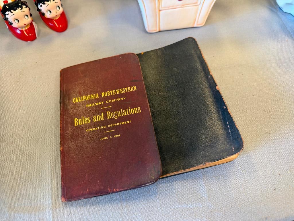 1891 AND 1901 RAILWAY / RAILROAD RULES AND REGULATIONS BOOKS CALIFORNIA NORTHWESTERN AND CB&Q - 2