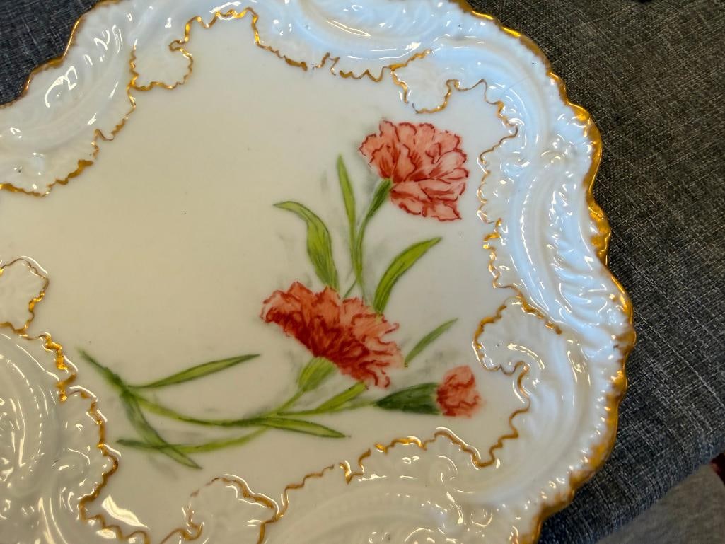 19TH CENTURY VF LIMOGES HAND PAINTED PORCELAIN FLORAL DECORATED PLATES WITH GILT ACCENTS - 5