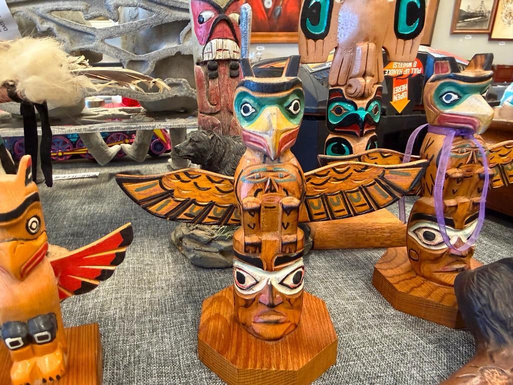 NATIVE AMERICAN AND INUIT / YUPIK INDIGENOUS CARVED TOTEM POLES, KACHINA DOLL, RAW HIDE RATTLE, E... - 5