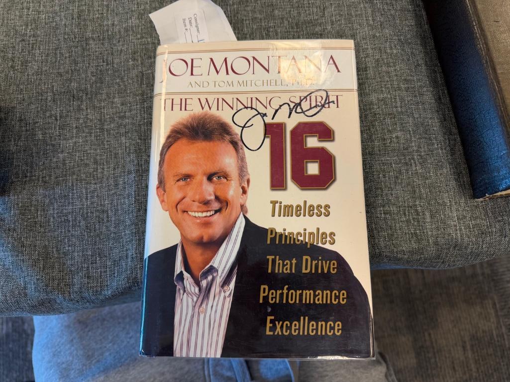 2005 JOE MONATANA THE WINNING SPIRIT AUTOGRAPHED / SIGNED BOOK - 2