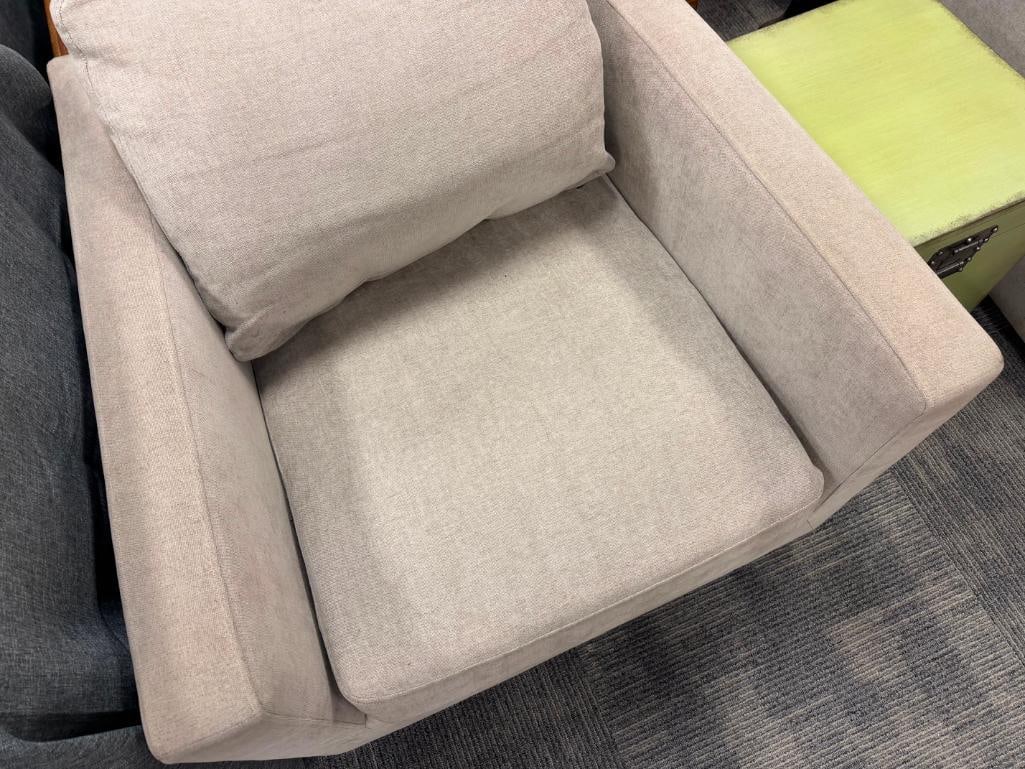 PAIR OF MODERN JASON FURNITURE UPHOLSTERED SWIVEL ARMCHAIRS - 15