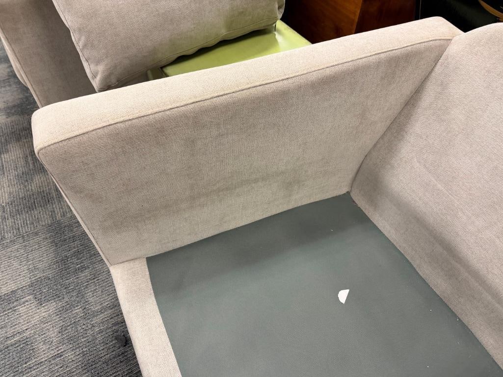 PAIR OF MODERN JASON FURNITURE UPHOLSTERED SWIVEL ARMCHAIRS - 5