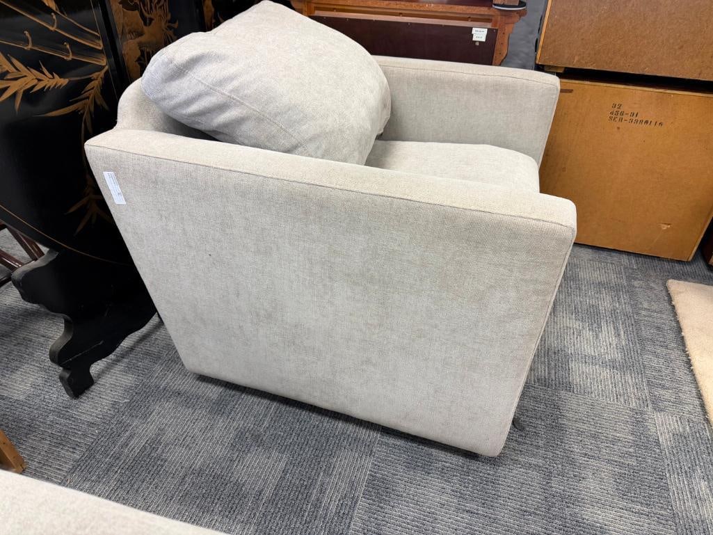 PAIR OF MODERN JASON FURNITURE UPHOLSTERED SWIVEL ARMCHAIRS - 7