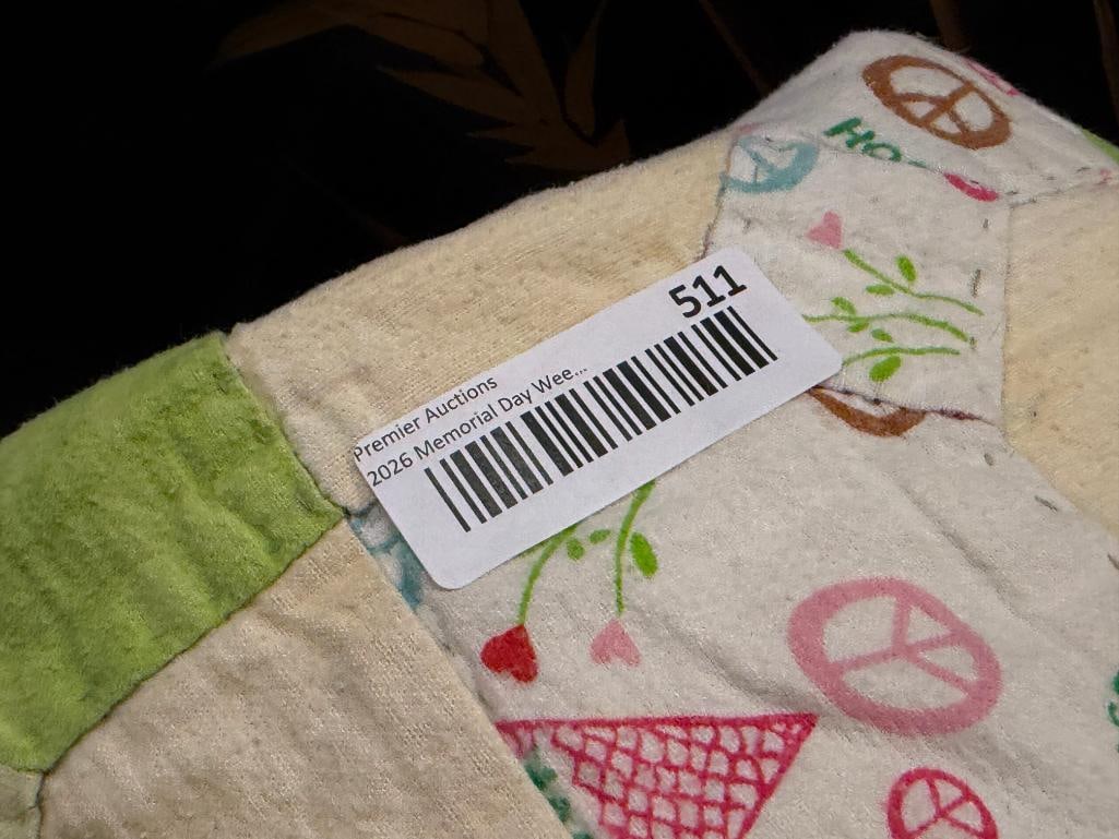 SMALL BABY QUILT FEATURING PEACE, LOVE, AND HOPE MOTIF - 7