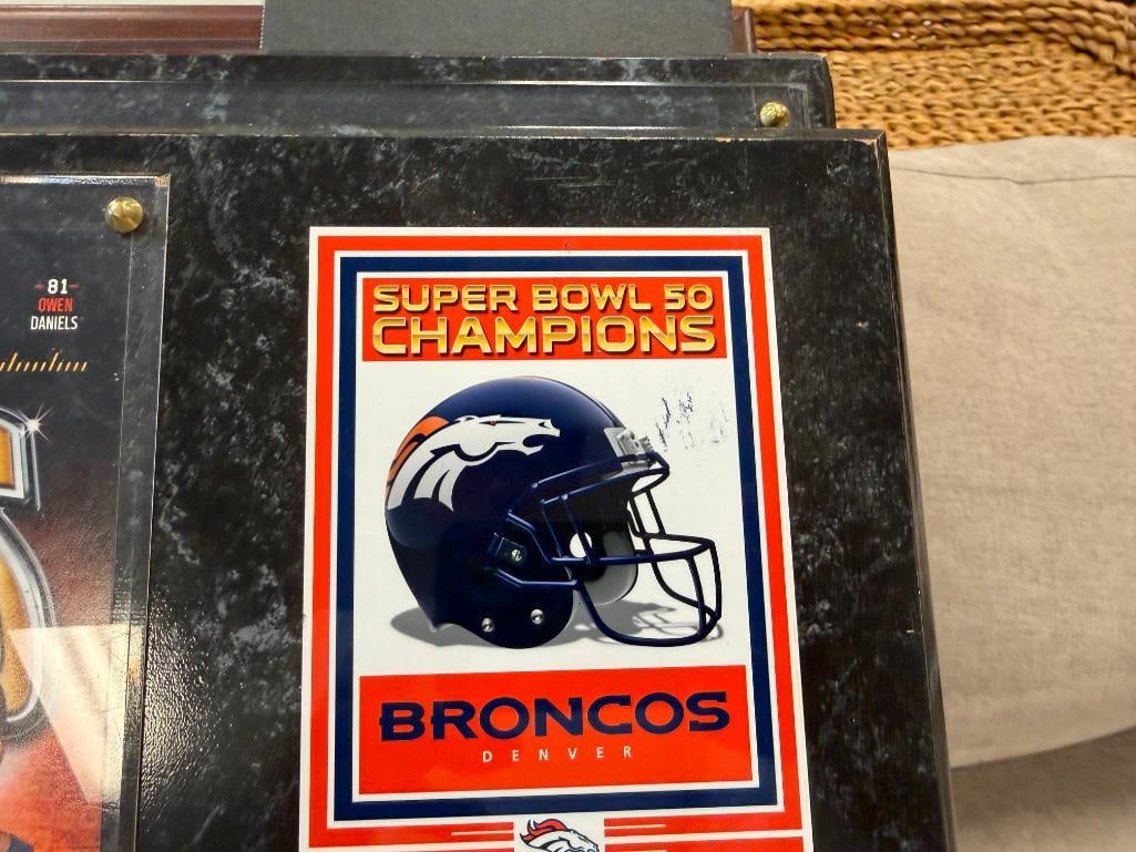GOLDEN STATES WARRIOS NBA BASKETBALL CHAMPIONS PLAQUE AND TWO DENVER BRONCOS SUPER BOWL PLAQUES - 4