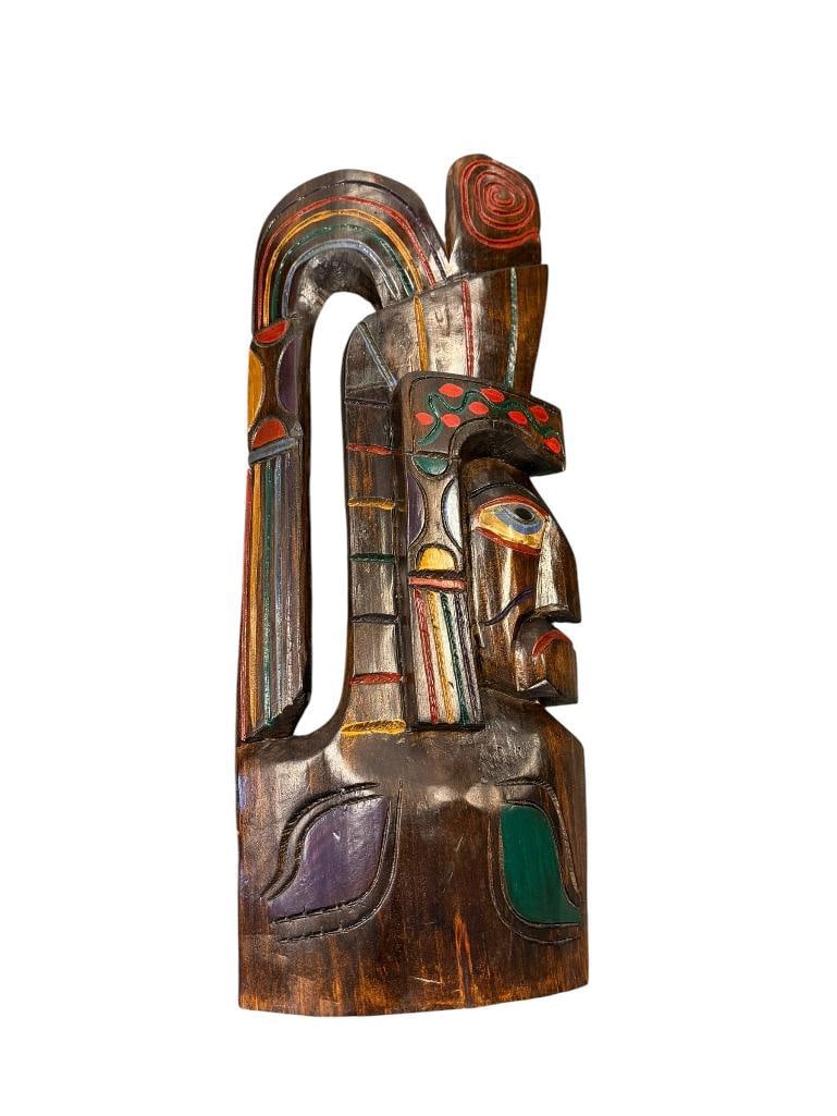 NORTHWEST TRIBAL TOTEM DESIGN HAND PAINTED CARVED WOOD WALL HANGING MASK FEATURING CHIEF AND RAVEN (1 of 11)