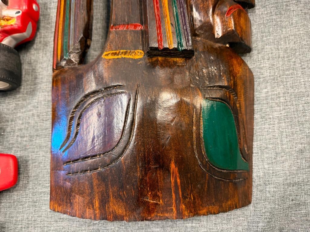NORTHWEST TRIBAL TOTEM DESIGN HAND PAINTED CARVED WOOD WALL HANGING MASK FEATURING CHIEF AND RAVEN - 5