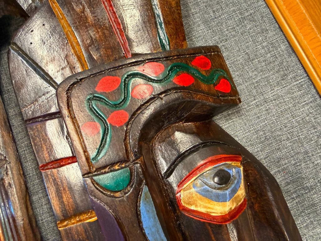 NORTHWEST TRIBAL TOTEM DESIGN HAND PAINTED CARVED WOOD WALL HANGING MASK FEATURING CHIEF AND RAVEN - 9