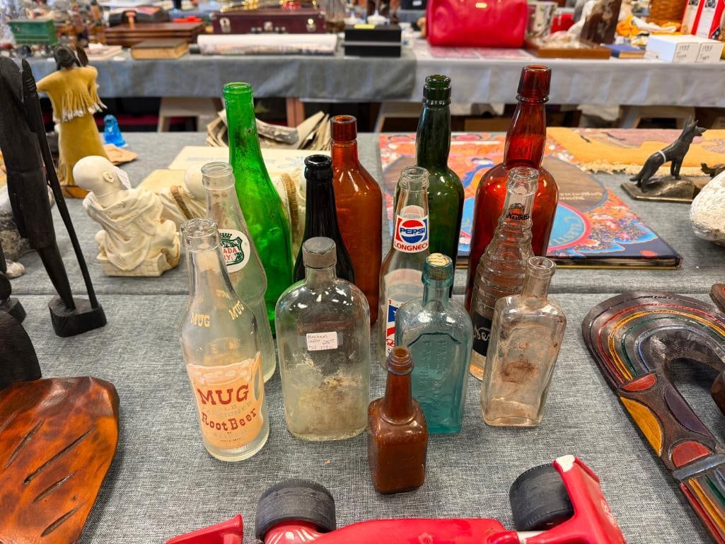 13 COLLECTIBLE VINTAGE AND ANTIQUE GLASS BOTTLES INCLUDING HALL'S BALSAM, PINKHAM'S MEDICINE, ETC. - 2