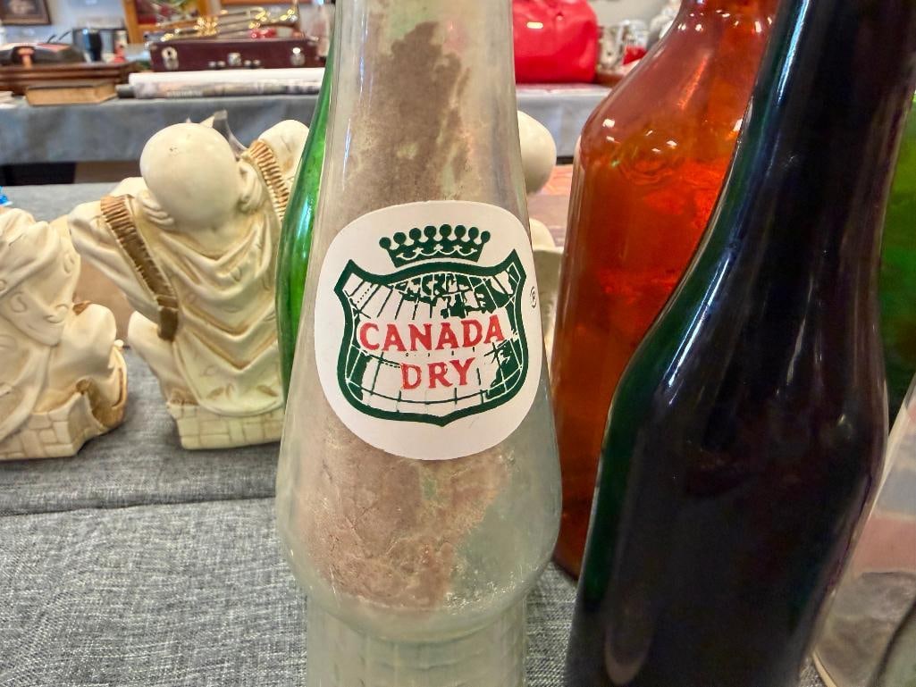 13 COLLECTIBLE VINTAGE AND ANTIQUE GLASS BOTTLES INCLUDING HALL'S BALSAM, PINKHAM'S MEDICINE, ETC. - 8