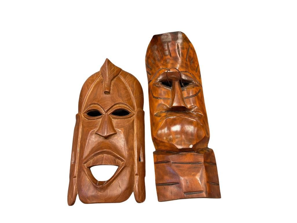 TWO CARVED WOOD TRIBAL MASKS WALL ART FEATURING POLYNESIAN TIKI DESIGNS (1 of 17)