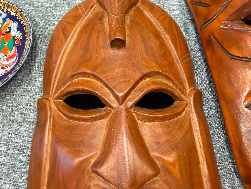 TWO CARVED WOOD TRIBAL MASKS WALL ART FEATURING POLYNESIAN TIKI DESIGNS - 7