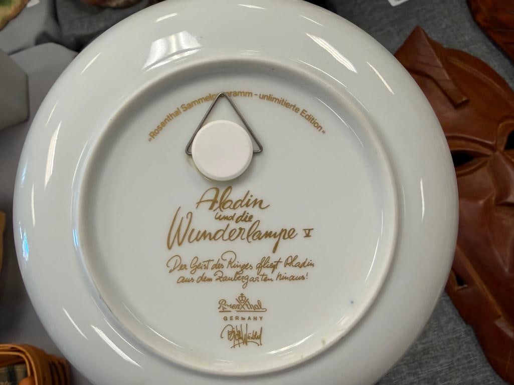 THREE VINTAGE ROSENTHALE STUDIO-LINE GERMAN HANDPAINTED ALADIN AND THE MAGIC LAMP PLATES - 11