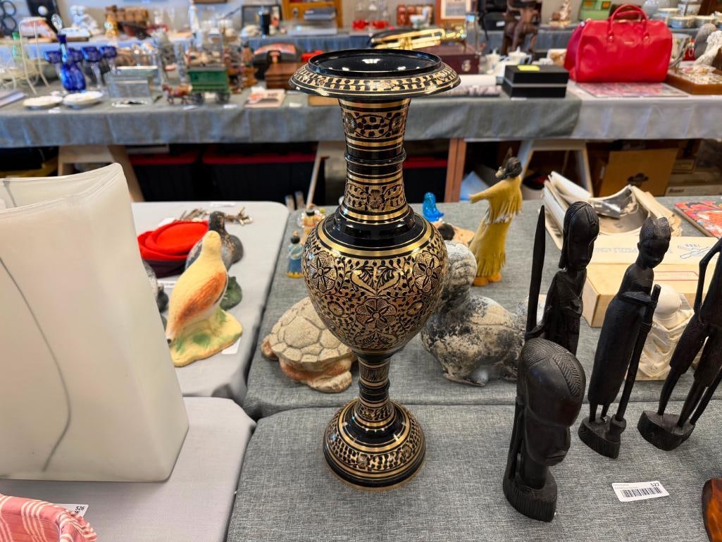 SOLID BRASS FLOOR VASE FEATURING BLACK ETCHED TO BRASS DESIGN WITH FLORAL MOTIF - 2