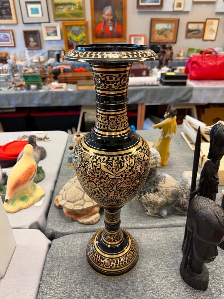 SOLID BRASS FLOOR VASE FEATURING BLACK ETCHED TO BRASS DESIGN WITH FLORAL MOTIF - 3