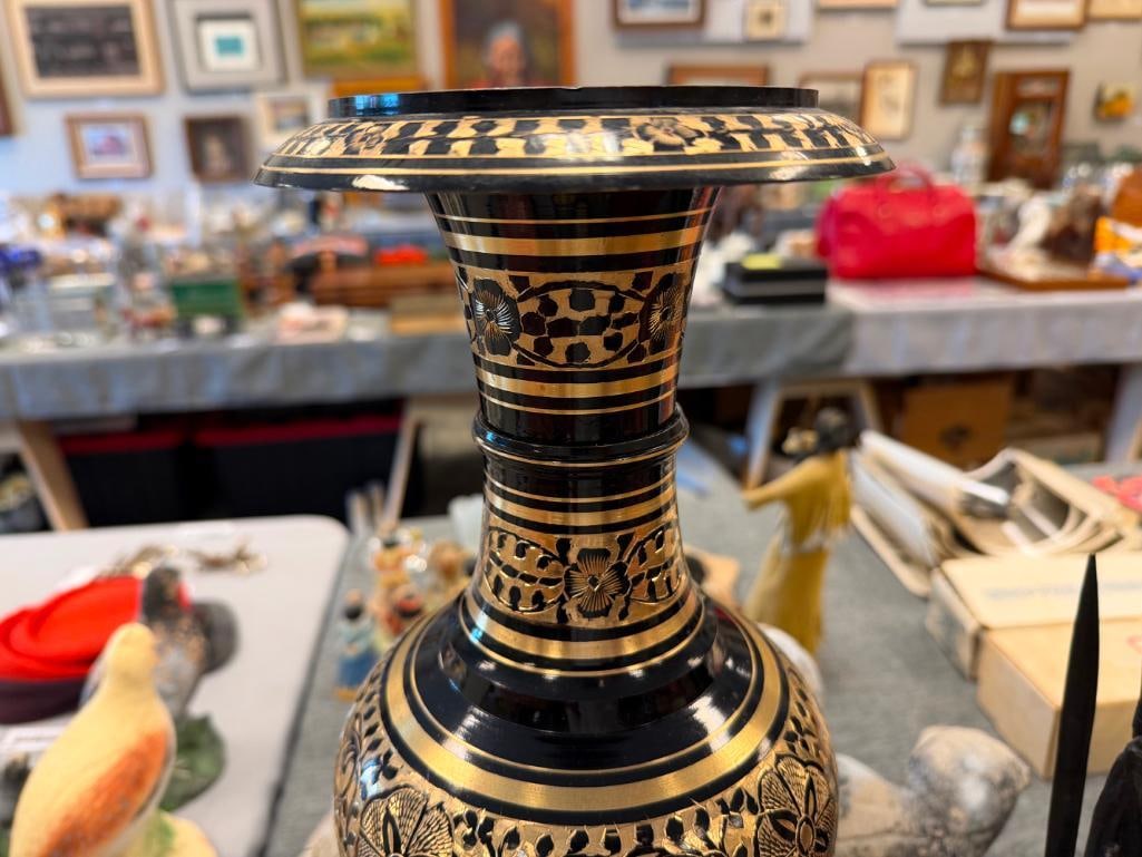SOLID BRASS FLOOR VASE FEATURING BLACK ETCHED TO BRASS DESIGN WITH FLORAL MOTIF - 5