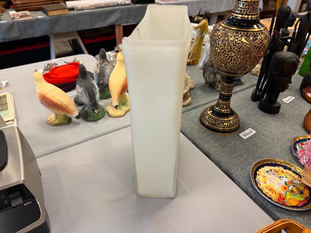 FROSTED GLASS RECTANGULAR VASE - 6