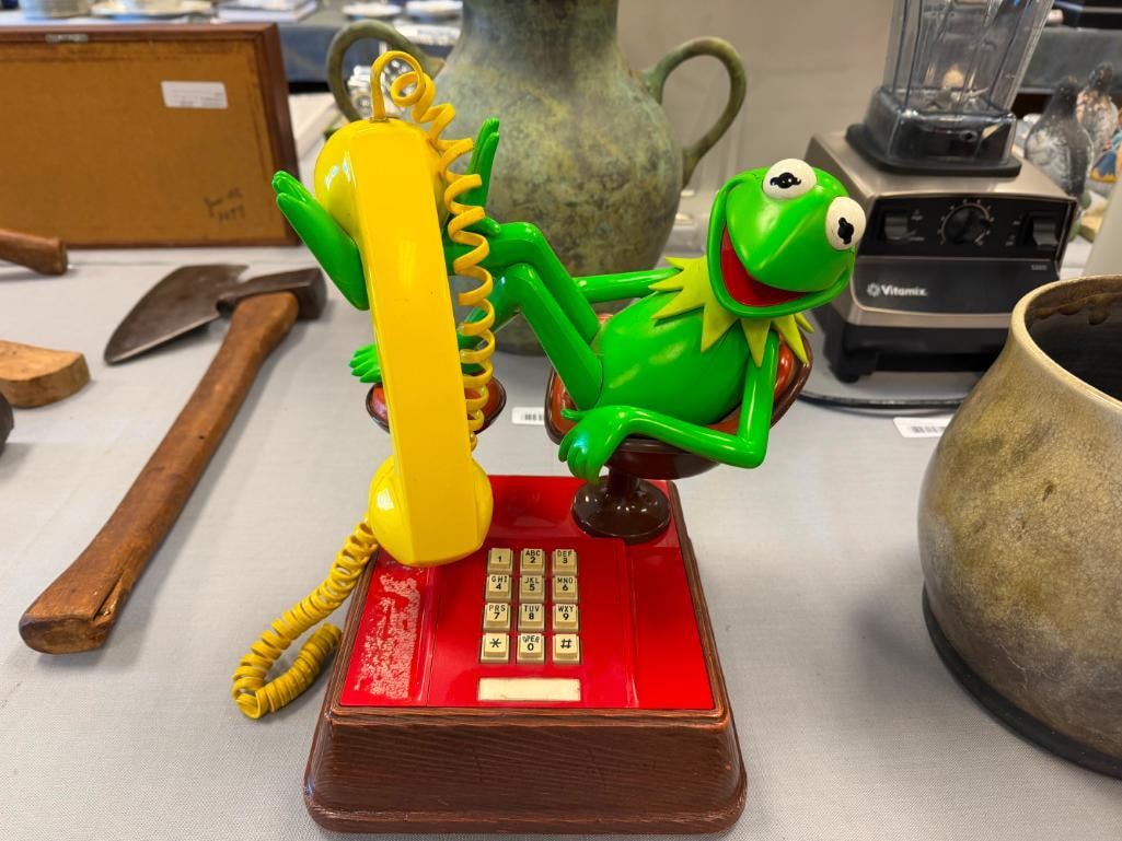 VINTAGE 1983 HENSON KERMIT THE FROG PHONE - 2