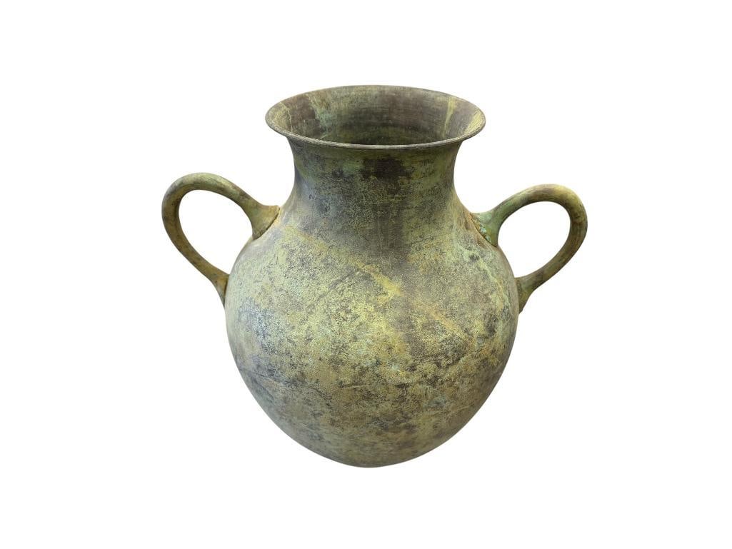 ANCIENT STYLE BRONZE DUAL HANDLED VASE FOR HOME DECOR (1 of 8)