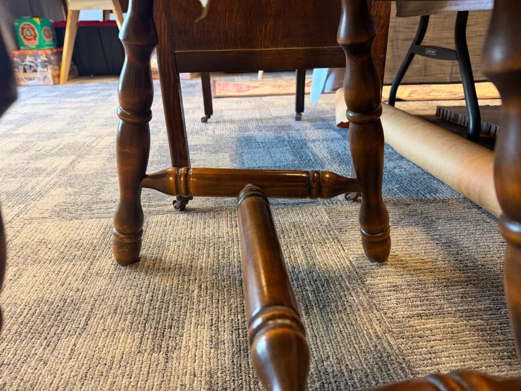 VINTAGE AUTHENTIC FURNITUER PRODUCTS TAVERN STYLE CAPTAIN'S CHAIR - 12