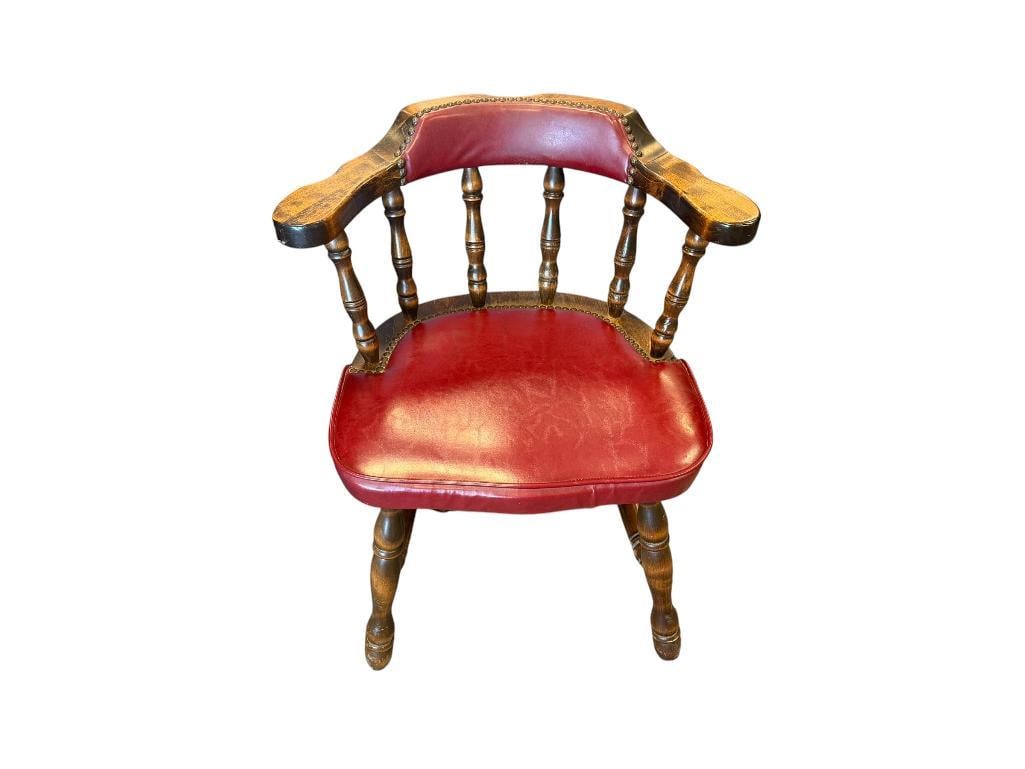 VINTAGE AUTHENTIC FURNITUER PRODUCTS TAVERN STYLE CAPTAIN'S CHAIR: FEATURING DARK WOOD FRAME AND RED VINYL UPHOLSTERY, GOOD CONDITION 19' X 16" X 18" SEAT HEIGHT, 27" SEAT BACK HEIGHT