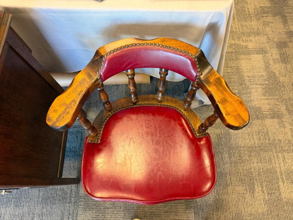 VINTAGE AUTHENTIC FURNITUER PRODUCTS TAVERN STYLE CAPTAIN'S CHAIR - 4