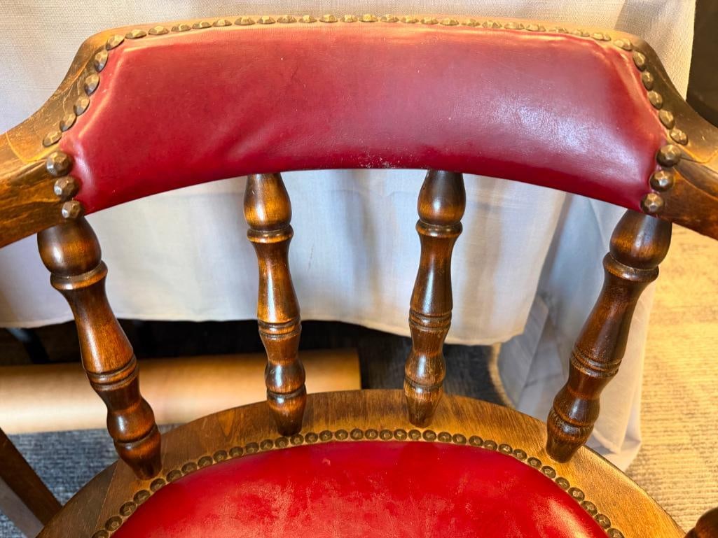 VINTAGE AUTHENTIC FURNITUER PRODUCTS TAVERN STYLE CAPTAIN'S CHAIR - 8