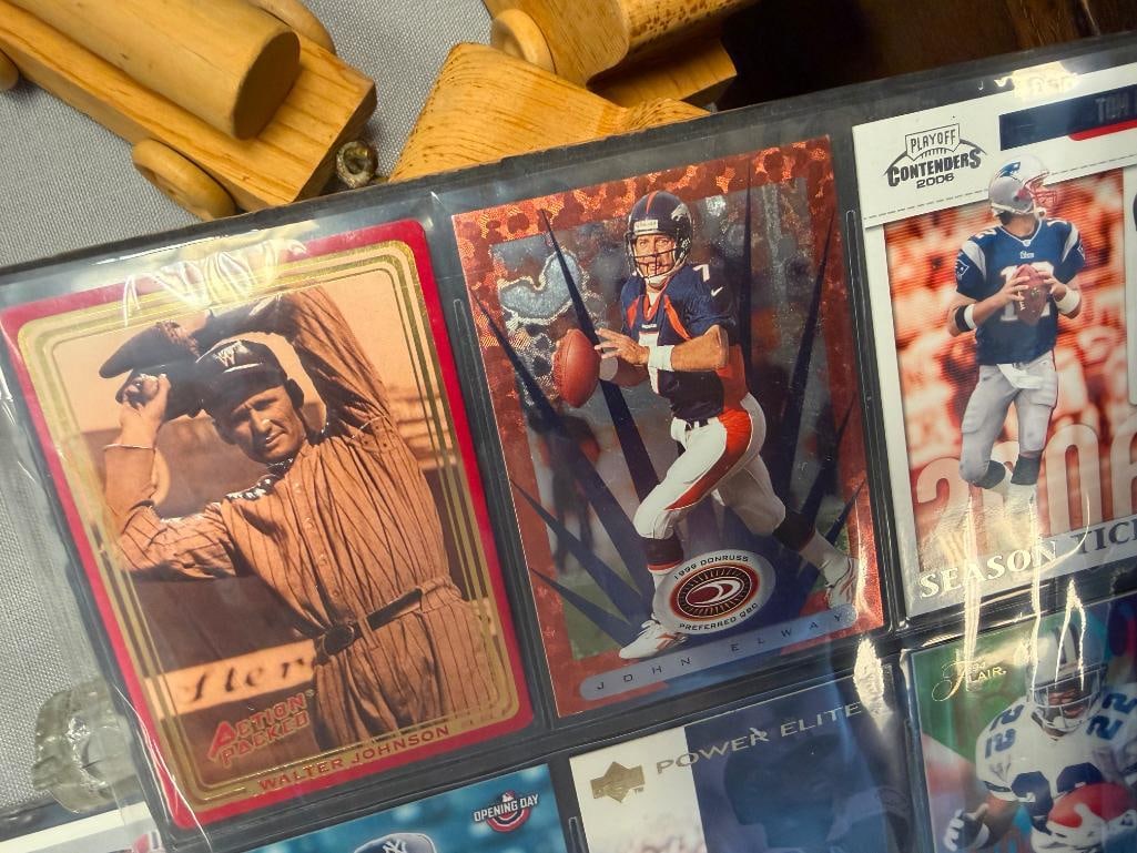 18 ASSORTED HALL OF FAME AND FUTURE HALL OF FAME BASEBALL, FOOTBALL, AND BASKETBALL SPORTS CARDS - 8