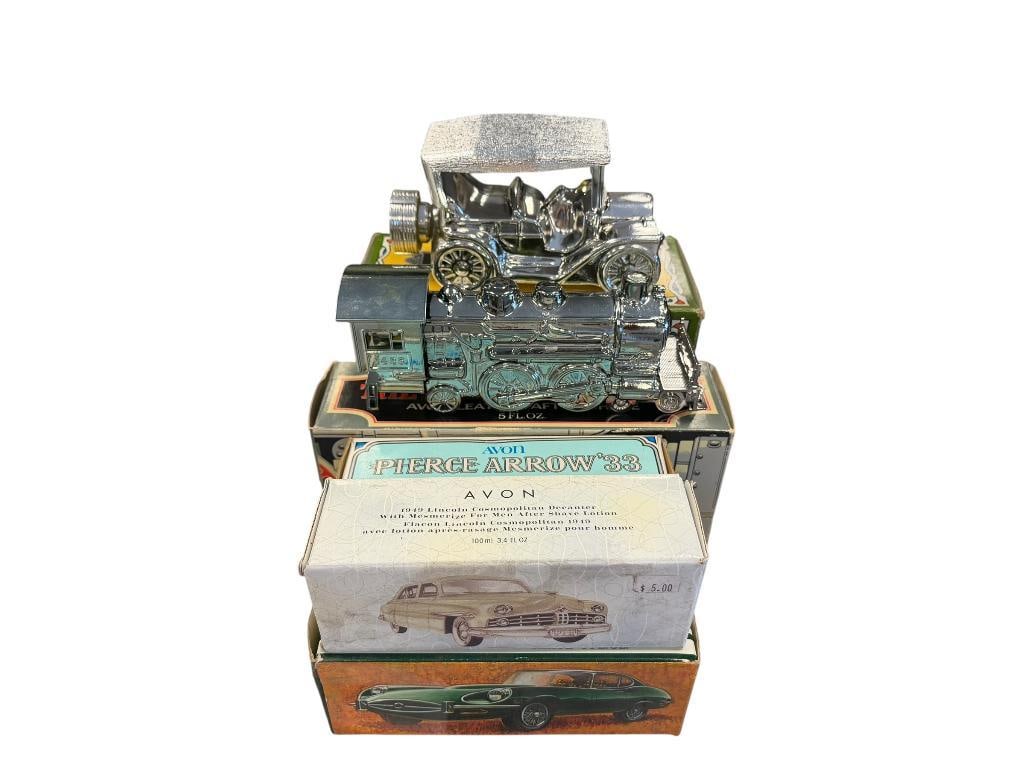 FIVE VINTAGE AVON FIGURAL CAR AND TRAIN AFTERSHAVE DECANTERS (1 of 9)