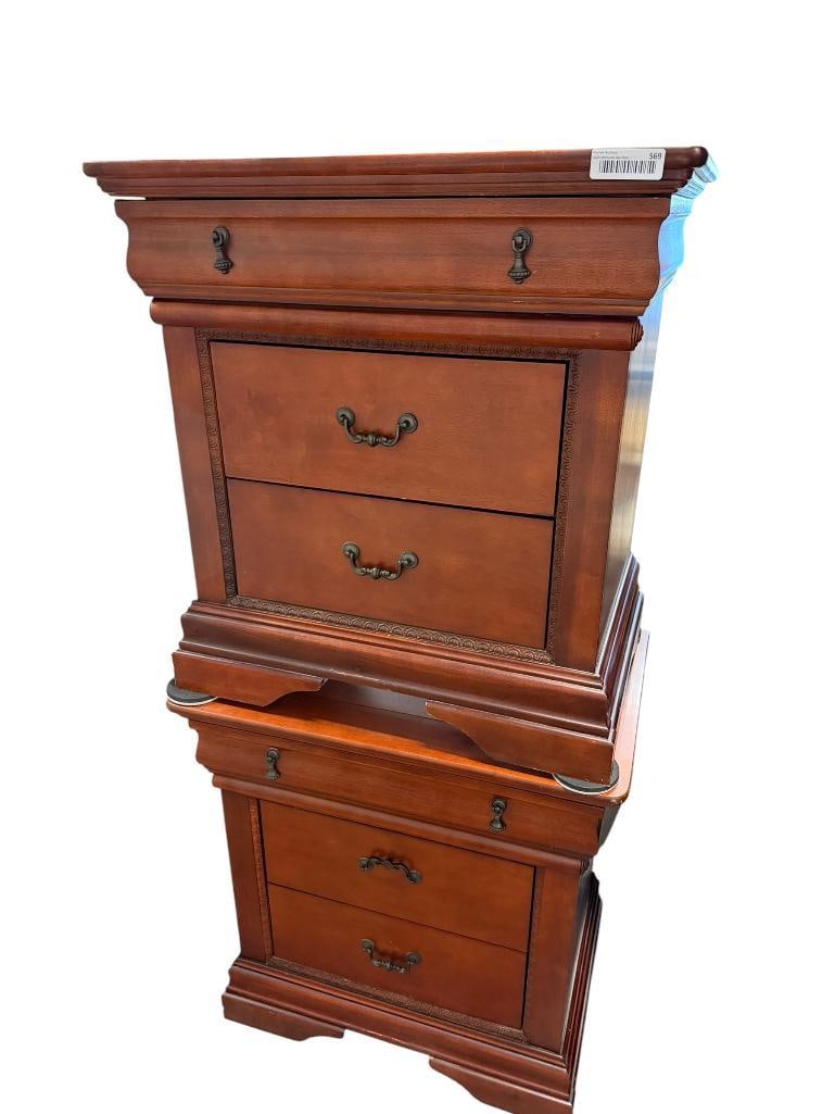 PAIR OF ELEGENT CHERRY STAINED WOOD NIGHTSTANDS / END TABLES WITH THREE DRAWERS EACH: TOP DRAWER IS FELT LINED, GOOD CONDITION 28" X 19" X 21"