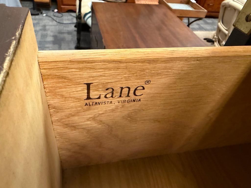 PAIR OF LANE FURNITURE VINTAGE CAMPAIGN STYLE CHEST NIGHTSTANDS / END TABLES - 10